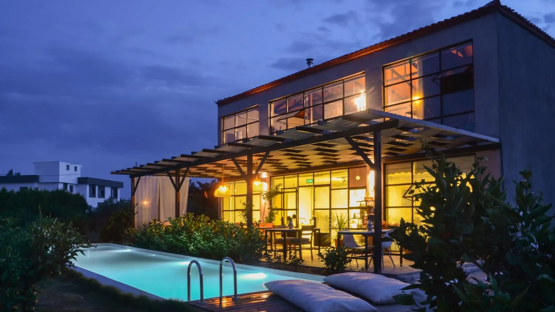 Hotel Quonset Glamping Seferihisar
