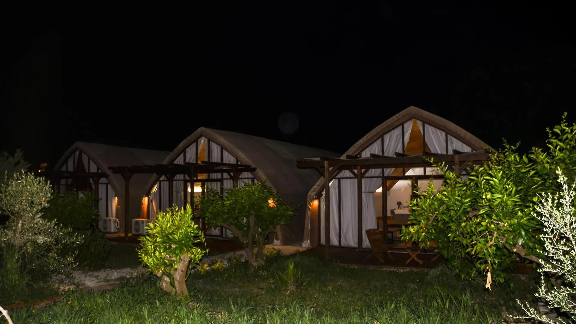 Hotel Quonset Glamping Seferihisar 0*,